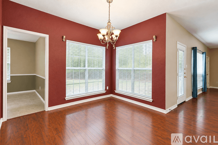 Temple House: 112 Tiger Cir