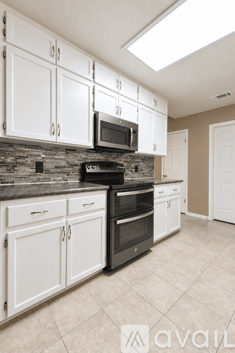 Temple House: 112 Tiger Cir