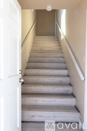 Montebello House: 220 North 6th Street