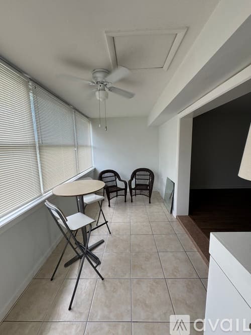 St. Petersburg Condo: 7801 11 Th St N