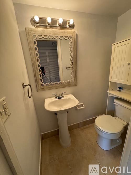 St. Petersburg Condo: 7801 11 Th St N