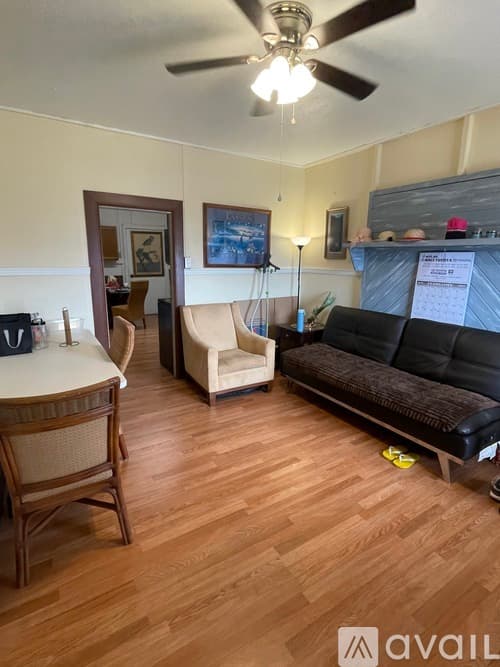 Kahului House: 606 Onehee Ave