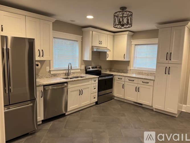 Anderson Apartment: 1001 S Fant St
