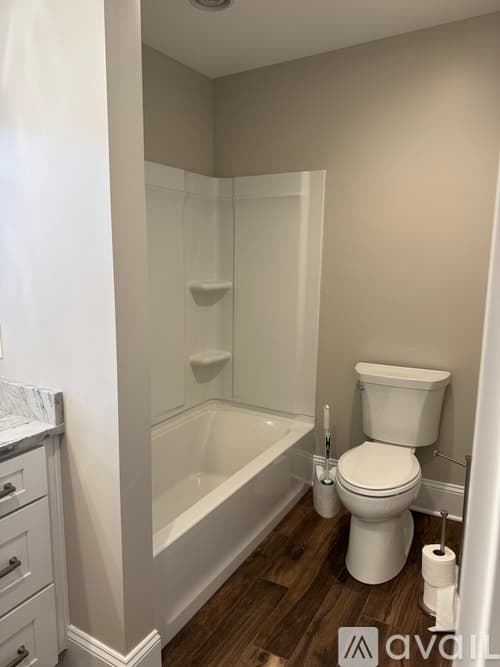 Anderson Apartment: 1001 S Fant St