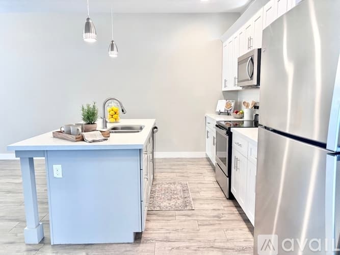 Phoenix Apartment: 3000 N 37th St