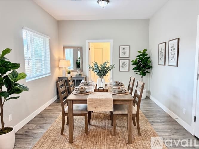 Phoenix Apartment: 3000 N 37th St
