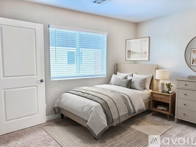 Phoenix Apartment: 3000 N 37th St