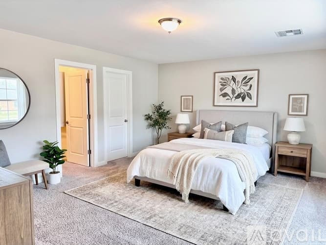 Phoenix Apartment: 3000 N 37th St
