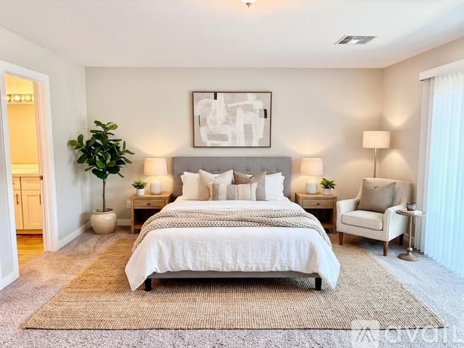 Phoenix Apartment: 3000 N 37th St