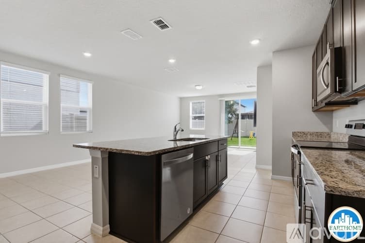 Zephyrhills House: 34772 Telluride Ln