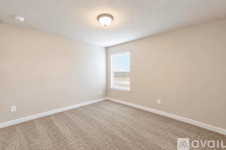 Belton House: 1237 Dowdy Dr
