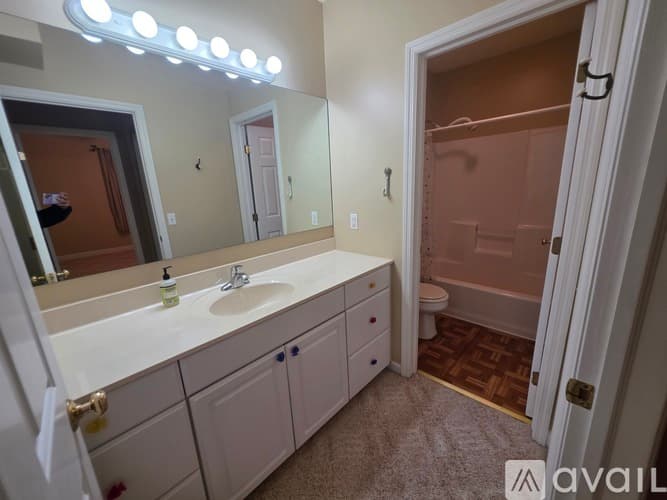 Petoskey House: 4761 Brubaker Rd