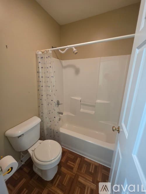 Petoskey House: 4761 Brubaker Rd