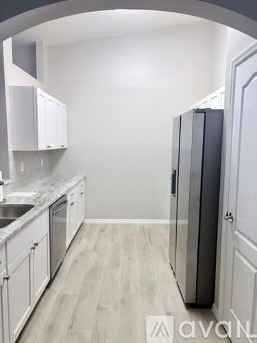 Clermont House: 648 Harbor Villa Court