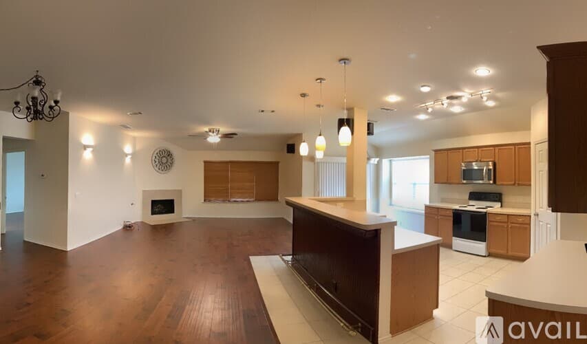Fort Worth House: 1604 Desperado Road