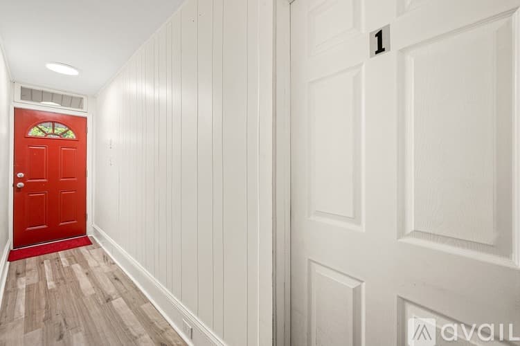 Royersford Apartment: 128 Adams Street
