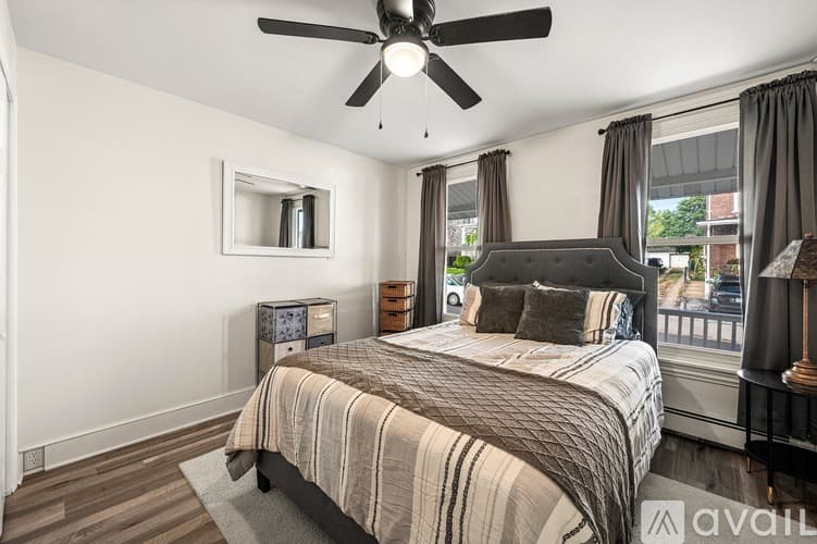 Royersford Apartment: 128 Adams Street