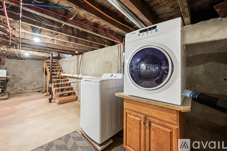 Royersford Apartment: 128 Adams Street