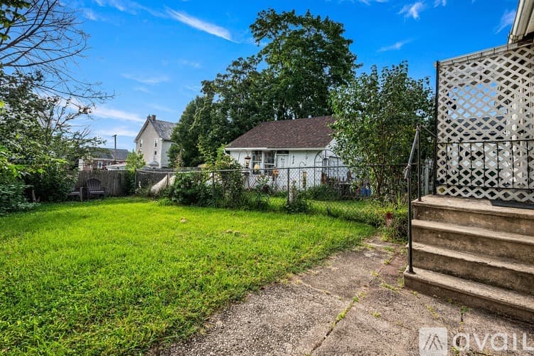 Royersford Apartment: 128 Adams Street