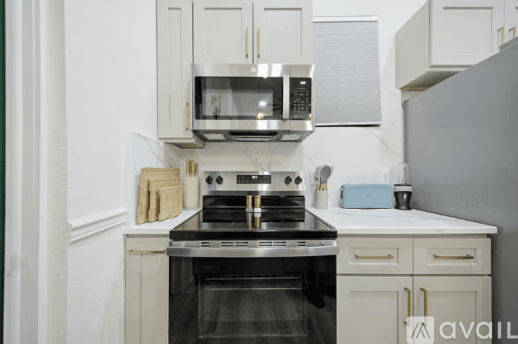 St. Petersburg Apartment: 4511 13 Th Ave S