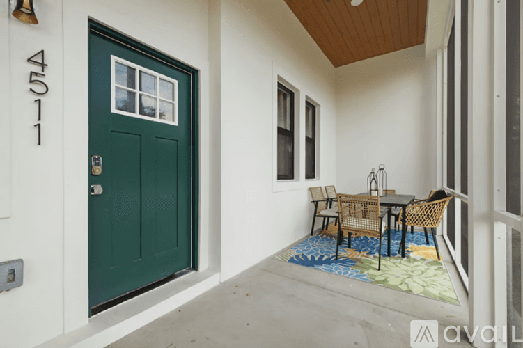 St. Petersburg Apartment: 4511 13 Th Ave S