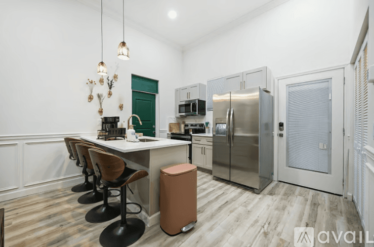 St. Petersburg Apartment: 4511 13 Th Ave S