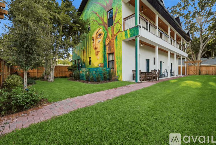 St. Petersburg Apartment: 4511 13 Th Ave S