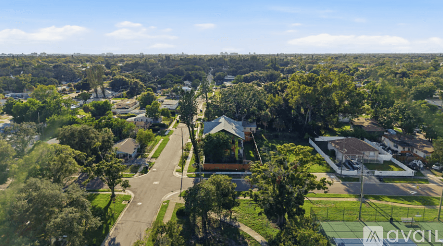 St. Petersburg Apartment: 4511 13 Th Ave S