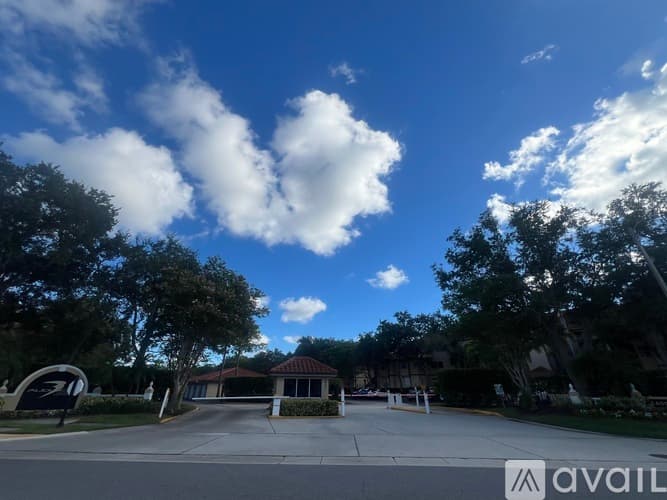 Clearwater Condo: 2400 Feather Sound Drive