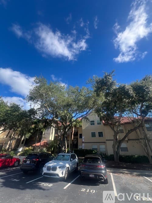 Clearwater Condo: 2400 Feather Sound Drive