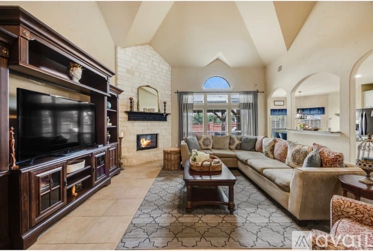 Fort Worth House: 4532 Tacoma Terrace