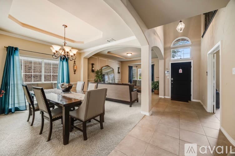 Fort Worth House: 4532 Tacoma Terrace