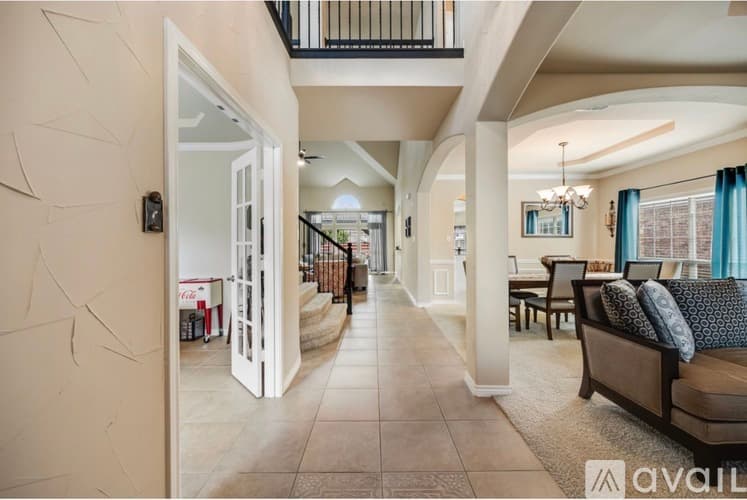 Fort Worth House: 4532 Tacoma Terrace