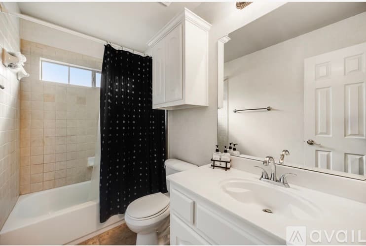 Fort Worth House: 4532 Tacoma Terrace
