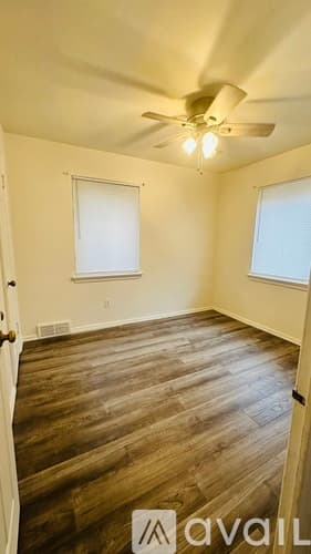 Brentwood House: 8506 Eulalie Avenue