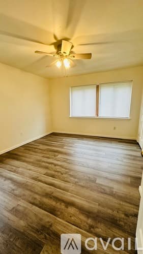 Brentwood House: 8506 Eulalie Avenue