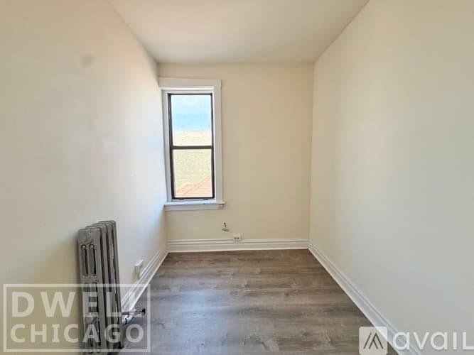 Chicago Apartment: 1530 N Kedzie Ave