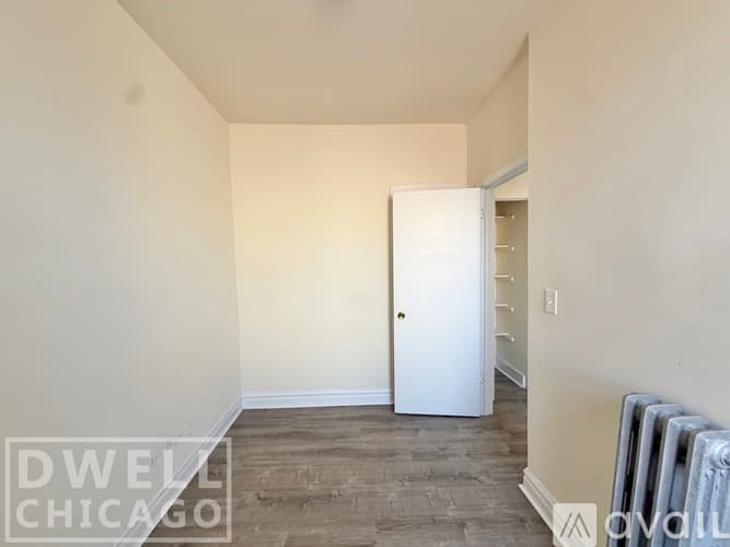 Chicago Apartment: 1530 N Kedzie Ave