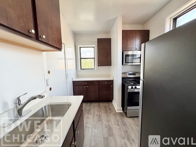 Chicago Apartment: 1530 N Kedzie Ave