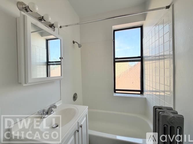 Chicago Apartment: 1530 N Kedzie Ave