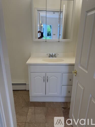 Milford Apartment: 8 Pleasant Street
