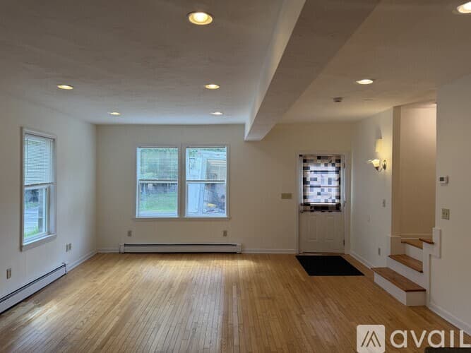 Milford Apartment: 8 Pleasant Street