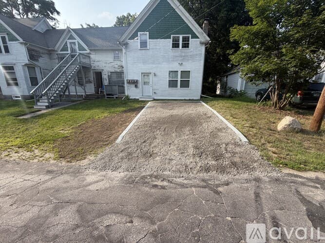 Milford Apartment: 8 Pleasant Street
