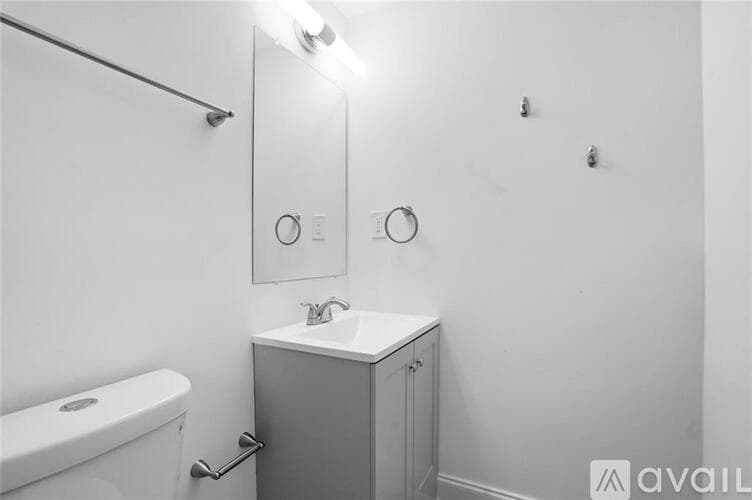 Atlanta House: 320 Camfield Court Southwest