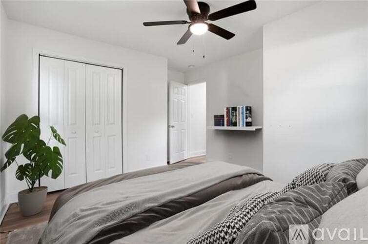 Atlanta House: 320 Camfield Court Southwest