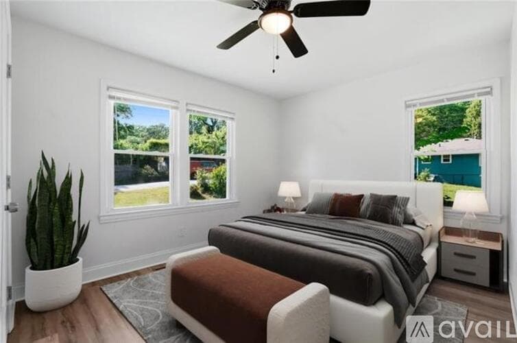 Atlanta House: 320 Camfield Court Southwest