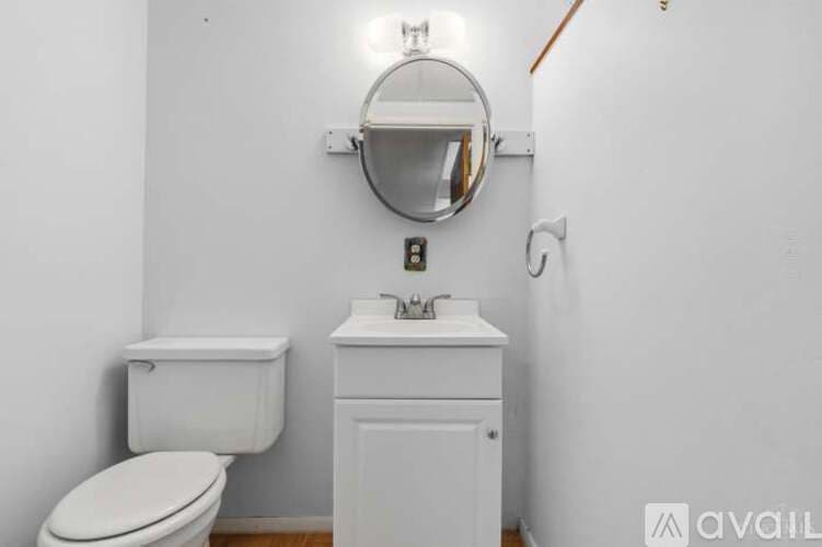 Cincinnati House: 1658 Yellowglen Drive