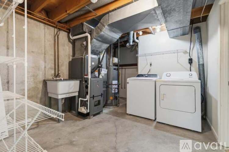 Cincinnati House: 1658 Yellowglen Drive