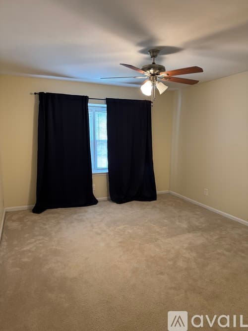 Atlanta Condo: 182 Amherst Place Northwest