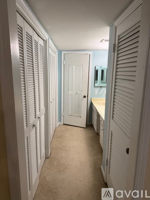 Atlanta Condo: 182 Amherst Place Northwest